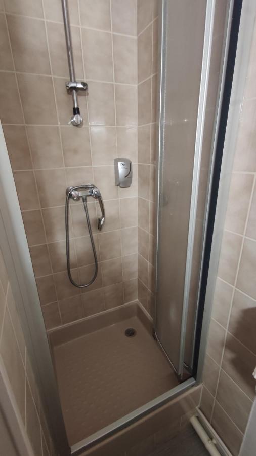 Hotel Angleterre Cherbourg-en-Cotentin Bagian luar foto