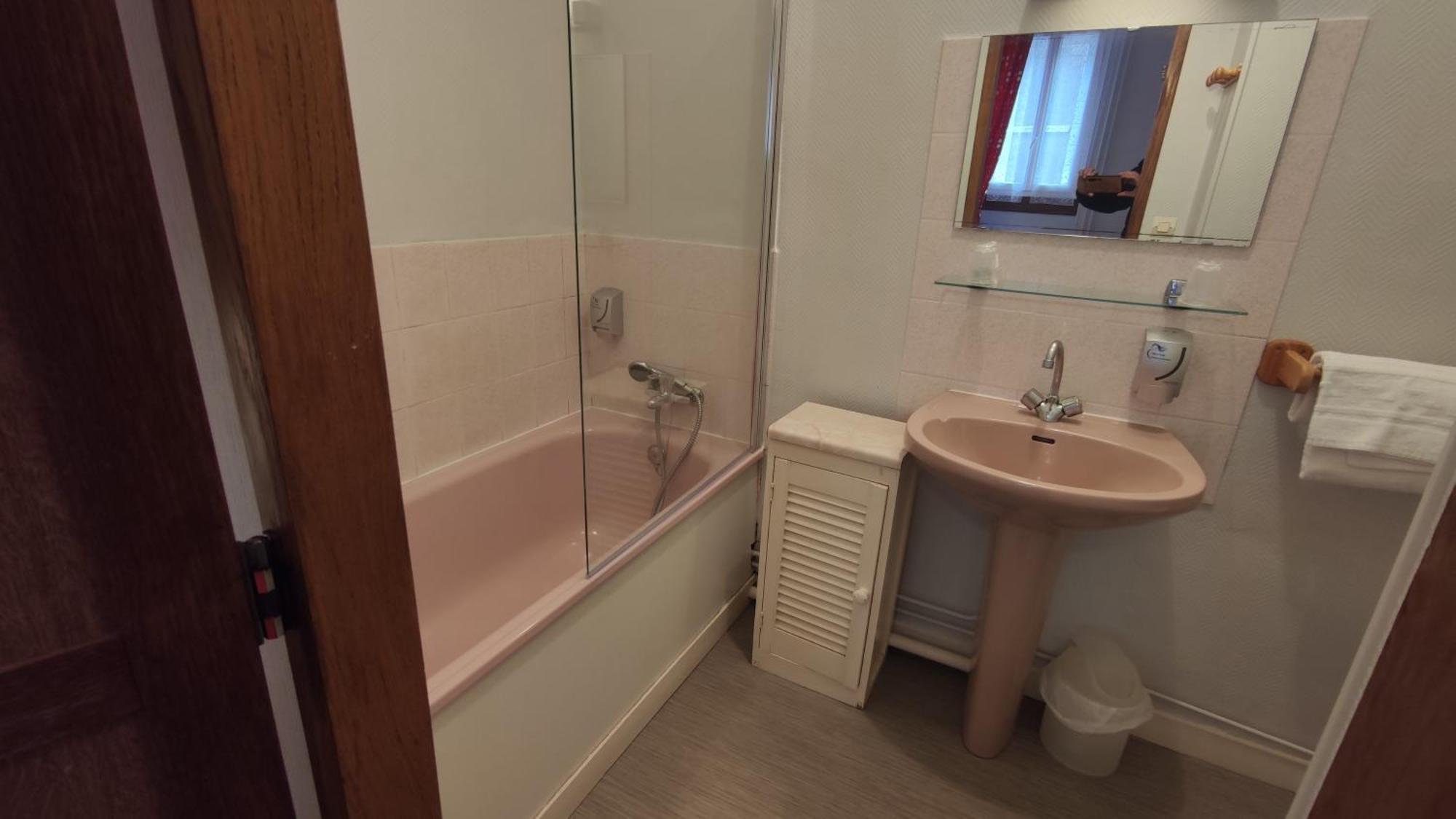Hotel Angleterre Cherbourg-en-Cotentin Ruang foto